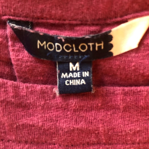 ModCloth Red Long Sleeve Shirt Size M - Picture 6 of 8